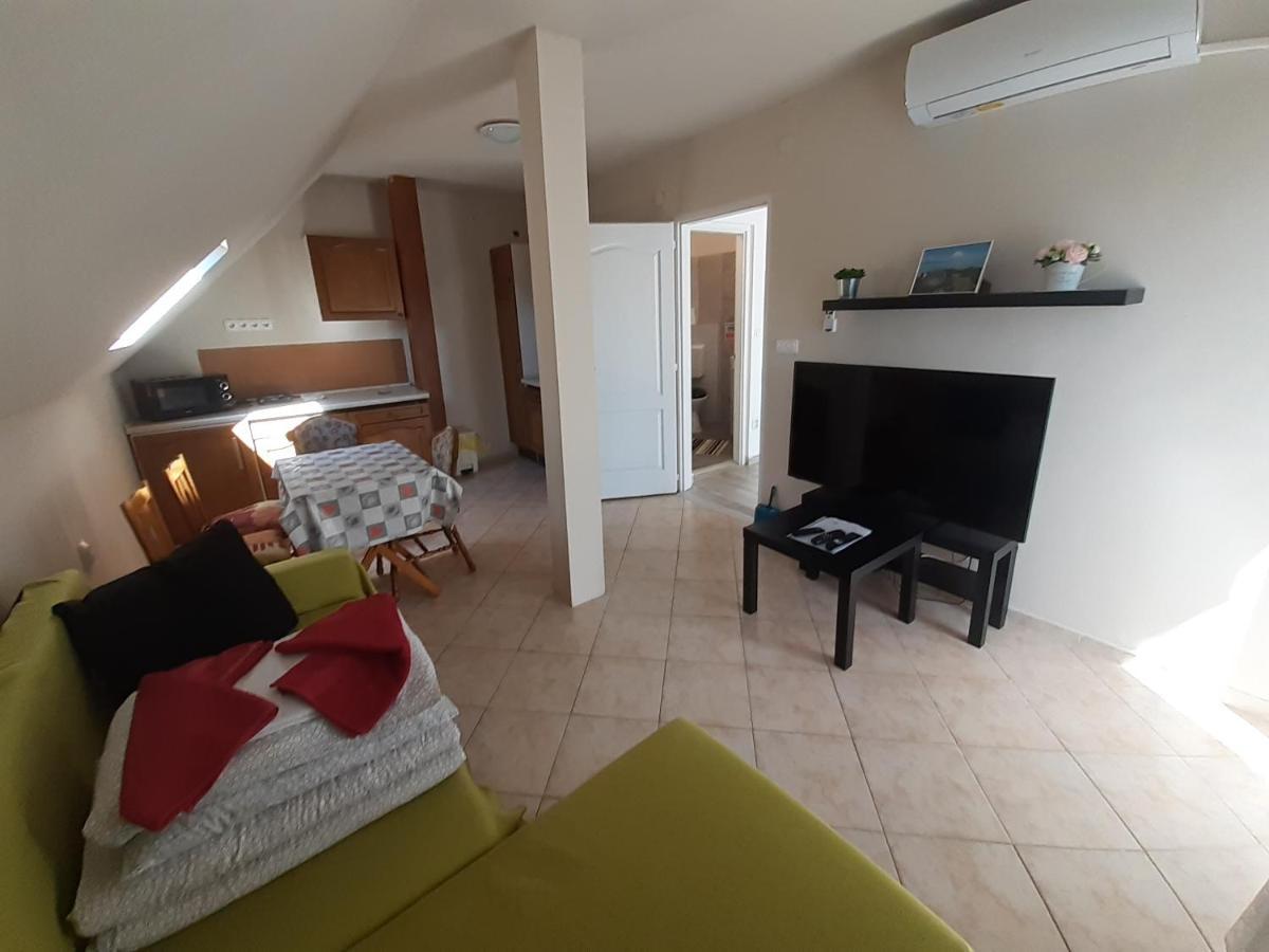 Margareta Apartman - บาลาตอนแลลเล ภายนอก รูปภาพ